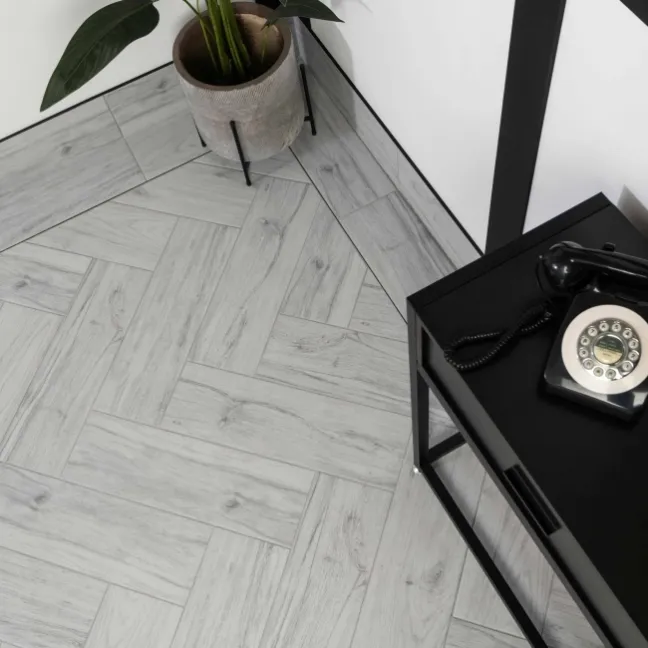 Friston White Oak Wood Effect Porcelain Floor Tiles