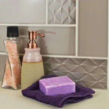 Ritz Pebble Decor Gloss Tiles