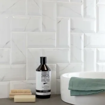 Vena Biana Bevelled Gloss 15X7.5 Tiles