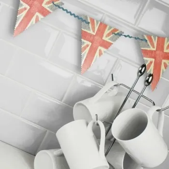 Antique Bastille White Metro Gloss MetroTiles