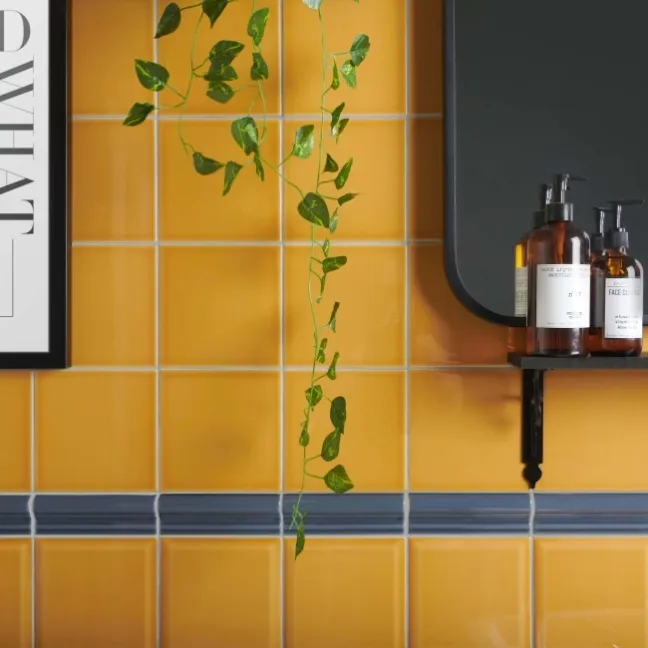 Capsule® Yellow Gloss Flat 150x150 Wall Tiles