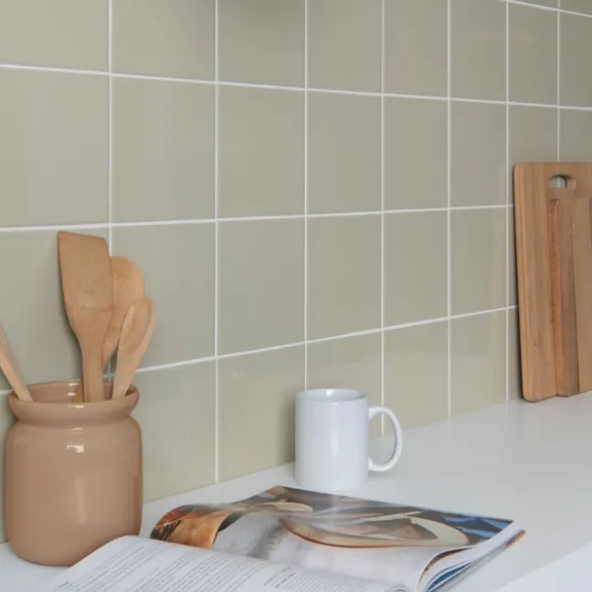Monocolour Rico Beige Gloss Flat Square Wall Tiles 150x150