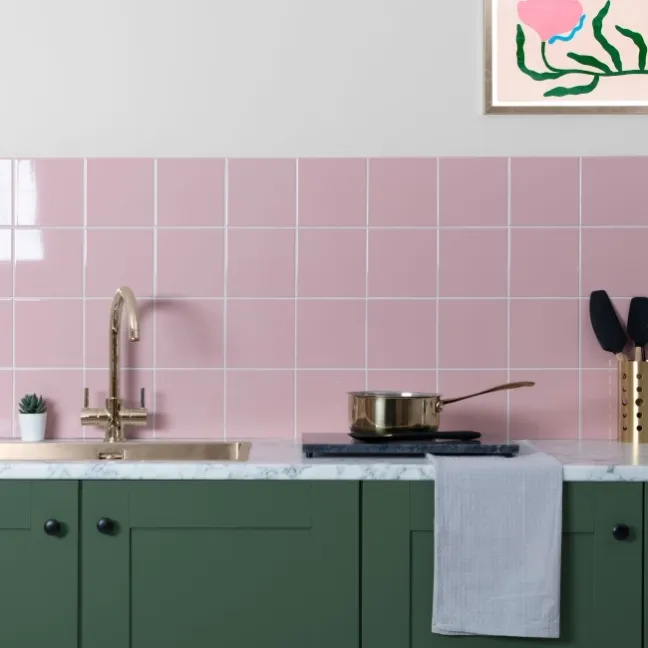 Monocolour Rico Pink Gloss Flat Square Wall Tiles 150x150