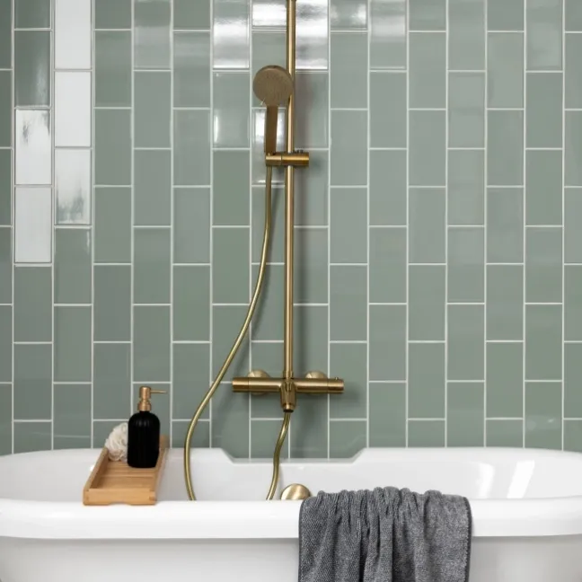 Monocolour Rico Green Gloss Flat Metro Wall Tiles 200x100