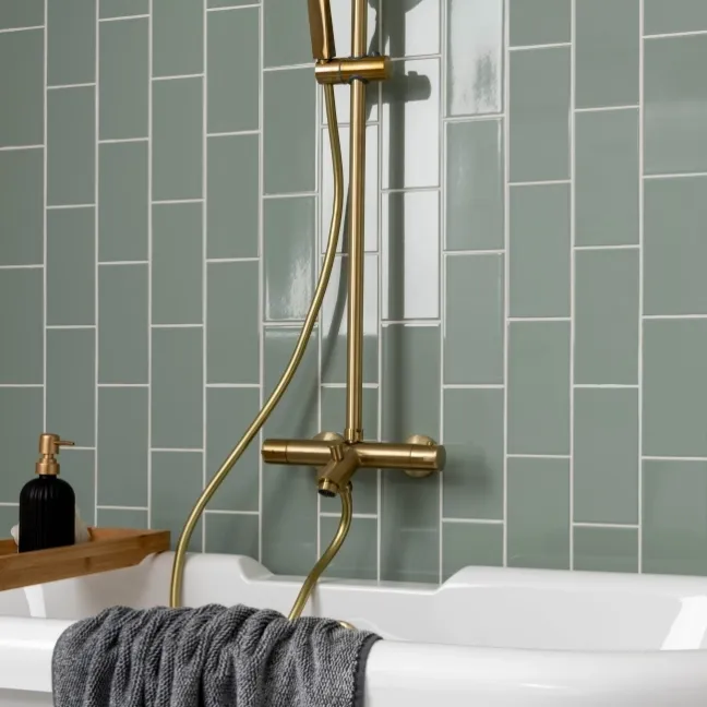 Monocolour Rico Green Gloss Flat Metro Wall Tiles 200x100