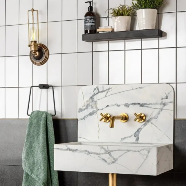 Flat Ceramic Whitechapel Gloss White  Metro Tiles