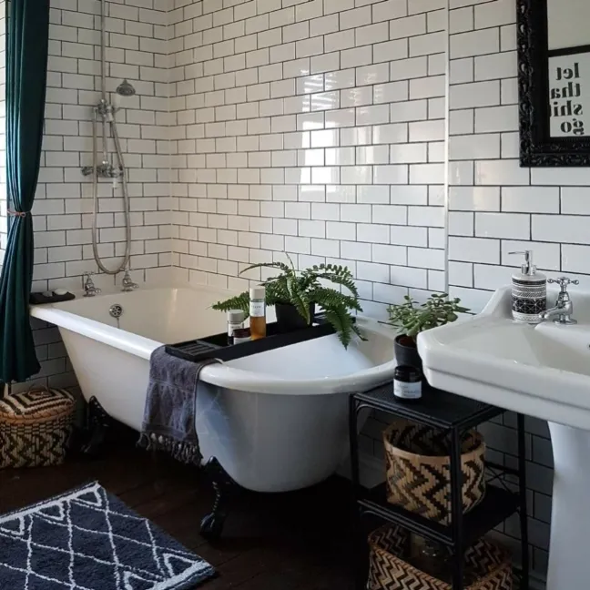 Flat Ceramic Whitechapel Gloss White  Metro Tiles