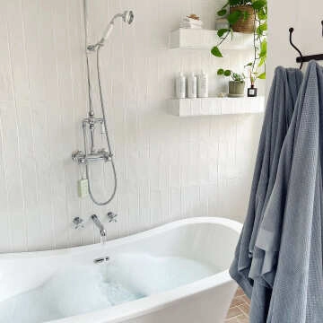 Rustic Gloss White Metro Tiles
