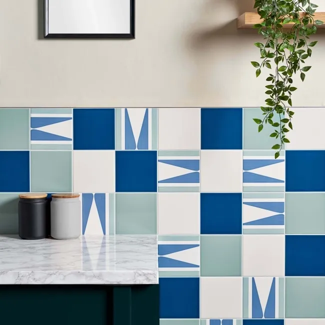 Blueberry Vogue Pick n’ Mix Gloss Tiles