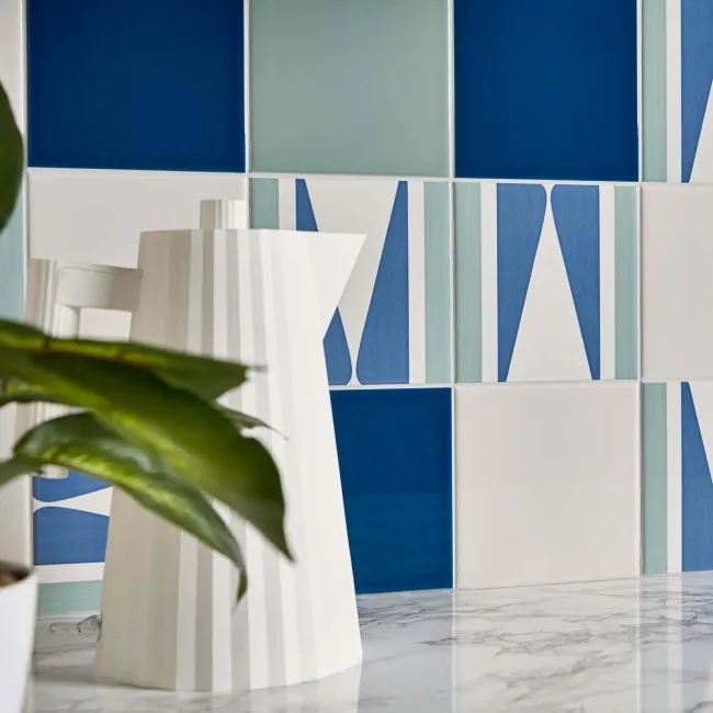 Blueberry Vogue Pick n’ Mix Gloss Tiles