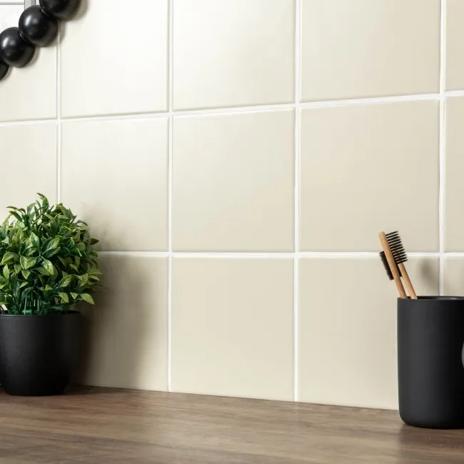 Monocolour Rico Beige Matt Flat Square Wall Tiles 150x150