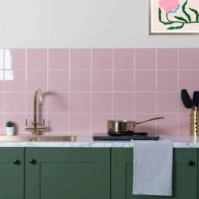 Monocolour Rico Pink Gloss Flat Square Wall Tiles 150x150