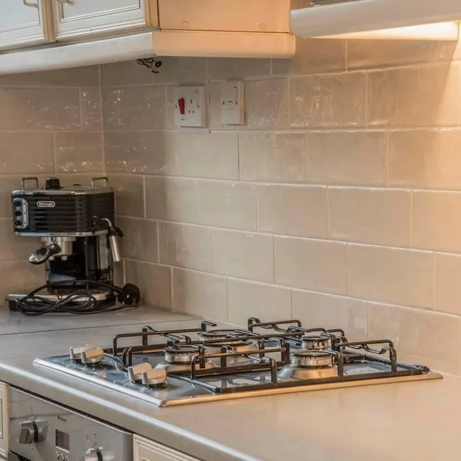 Rustic Cream Ceramic Gloss Metro Tiles