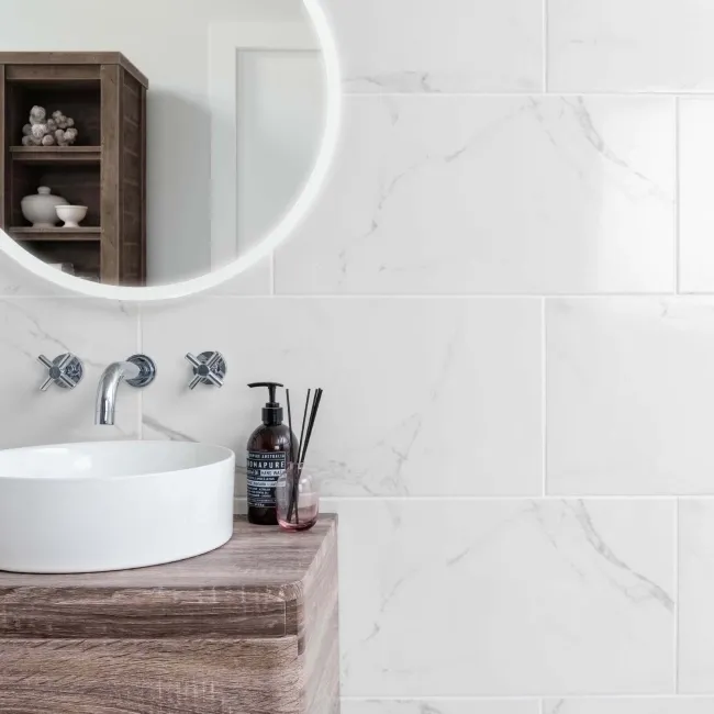 Cappella White Gloss Marble Effect 600x300 Wall and Floor Tiles