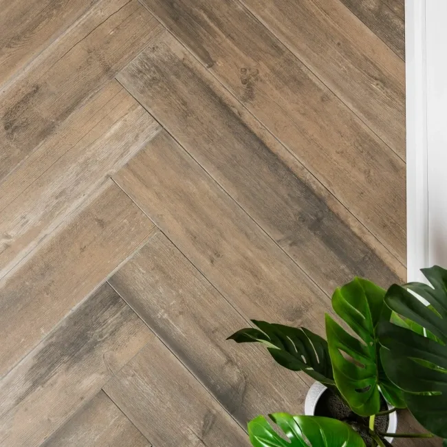 Elm Rustic Oak Wood Effect Wall and Floor Tile