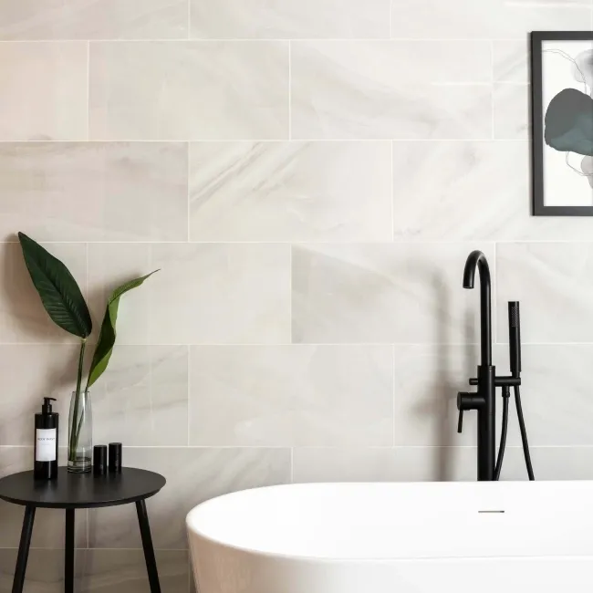 Lustra White Marble Effect Porcelain Tiles 600x300