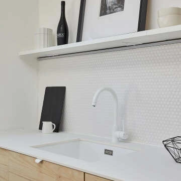 Pixel White Circular Matt 19mm Mosaic Tiles