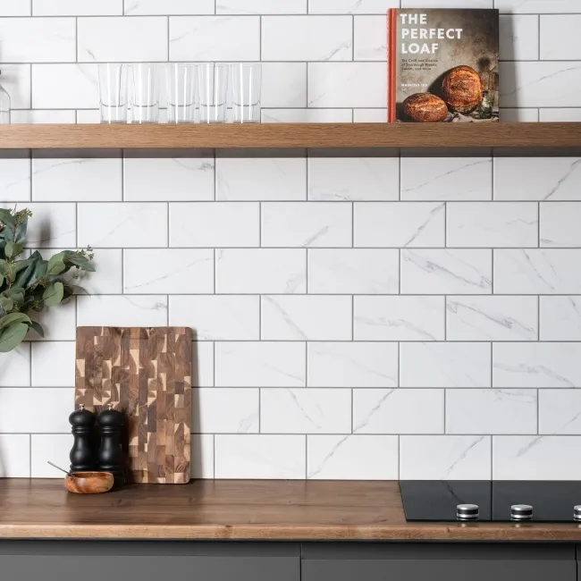 Vena Biana Flat Matt Marble Effect Metro Tiles 20x10