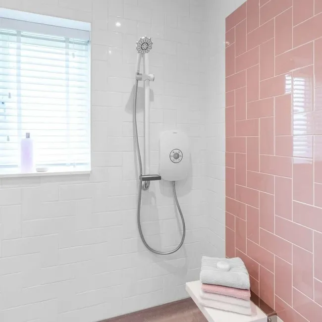 Flat Ceramic Whitechapel Gloss White  Metro Tiles