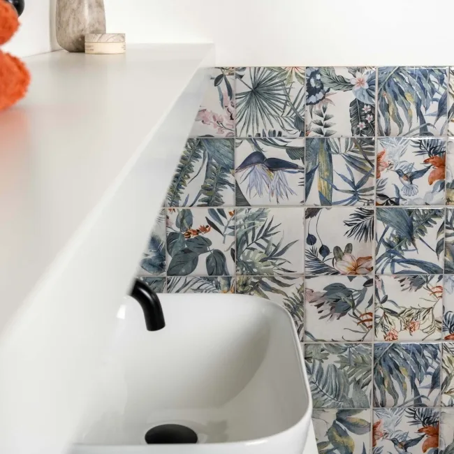 Veneto Multicolour Gloss Patterned Wall Tiles