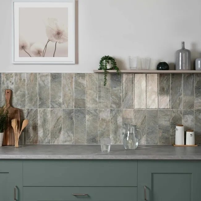 Passion Onyx Pear Light Green Marble Effect Wall Tiles