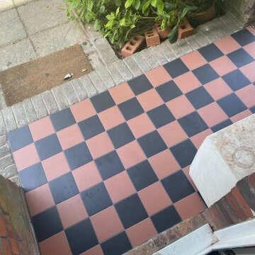 Cava Victorian Black Tiles