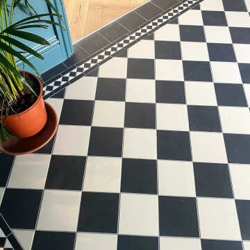 Churchill Snow & Midnight Border Tiles