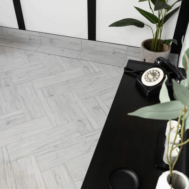 Friston White Oak Wood Effect Porcelain Floor Tiles