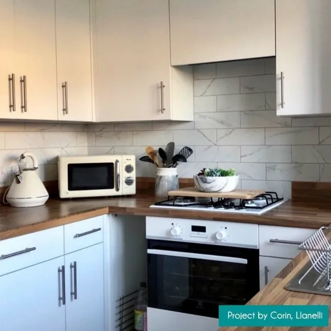 Vena Biana Flat Matt Marble Effect Metro Tiles 30x10