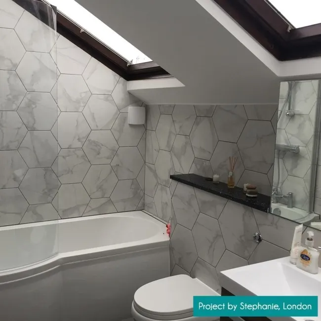 Voronoi White Marble Effect Hexagon Tiles