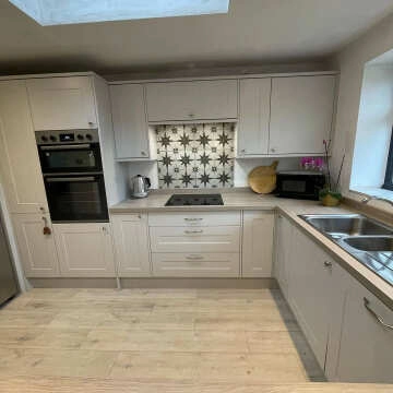 Scintilla Black Star Pattern Tiles