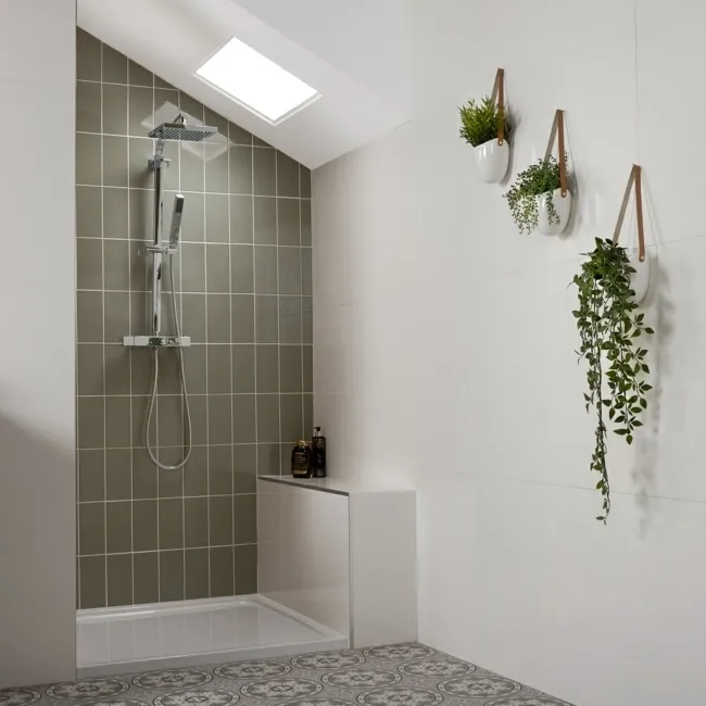 Flat Greenwich Green Gloss Metro Wall Tiles