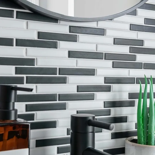 Zora Black & White Matt Brick Effect Mosaic 347x300 Tiles