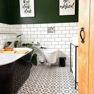 Flat Ceramic Whitechapel Gloss White  Metro Tiles