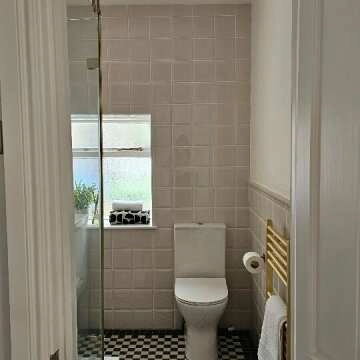 Capsule® Cotton White Gloss Bevelled 150x150 Wall Tiles