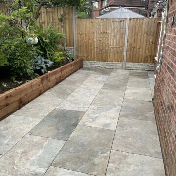 Flint Natural Slate Effect Paving Slabs