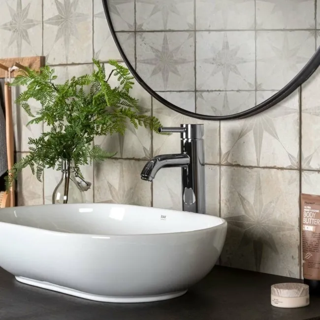 Scintilla Silver Grey Star Pattern Tiles