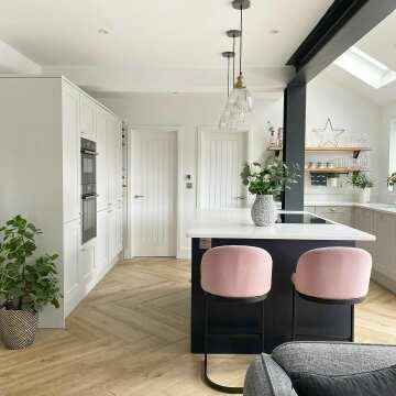 Madagascan Ipil Oak Wood Effect Porcelain Floor Tiles