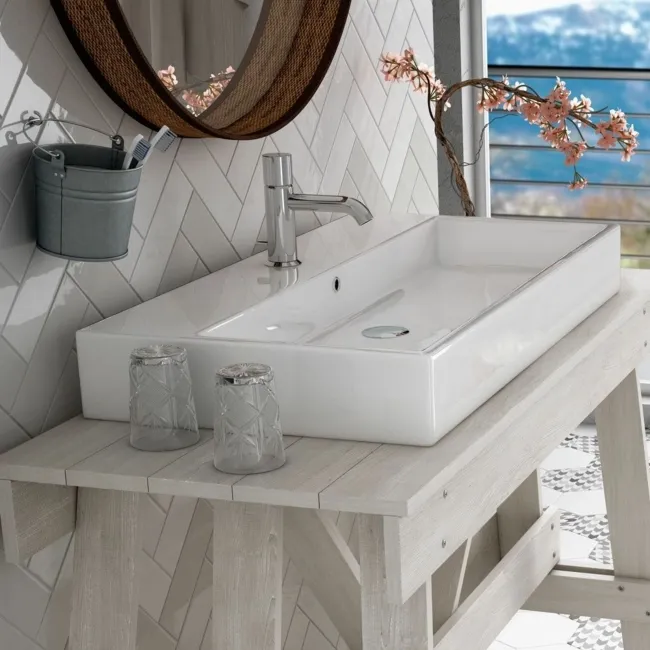 Rhian White Gloss Brick Ceramic Wall Tiles