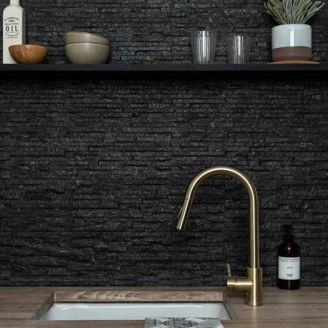 Isidora Oscura Thin Splitface Effect Tiles