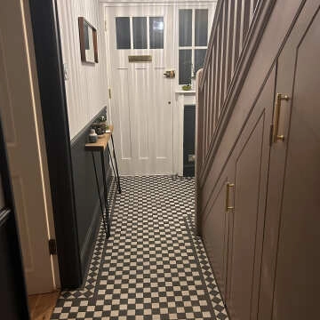 Churchill Snow & Midnight Border Tiles