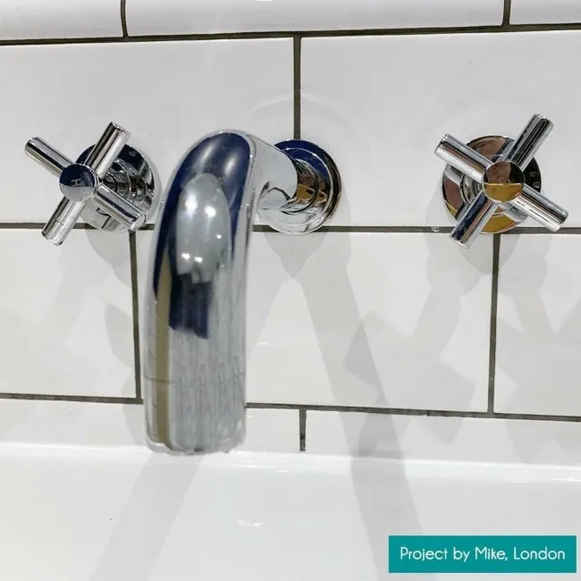 Flat Ceramic Whitechapel Gloss White Metro Tiles