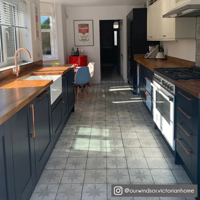 Scintilla Silver Grey Star Pattern Tiles