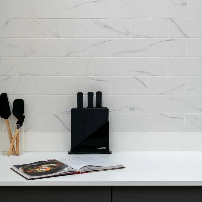 Vena Biana Flat Gloss Marble Effect Metro Tiles 20x10