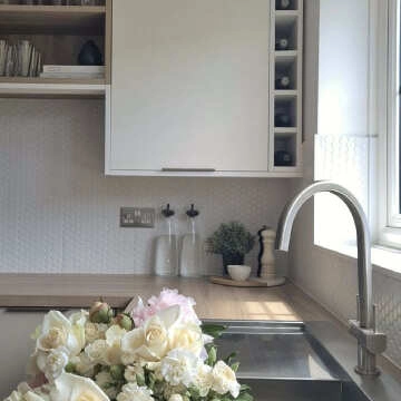 Pixel White 23x23 Hexagon Matt Mosaic Tiles