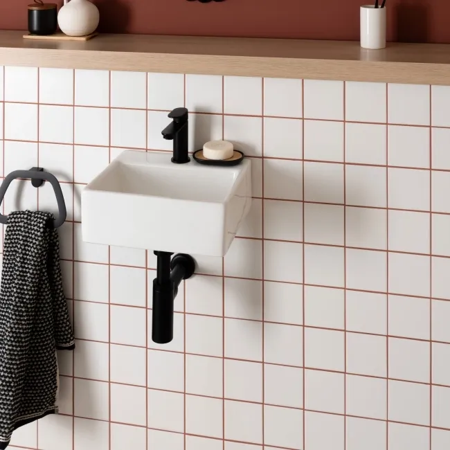 MonoEdge White Matt Ceramic Wall Tiles 100x100