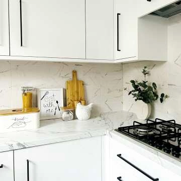 Vena Biana Flat Matt Marble Effect Metro Tiles 30x10