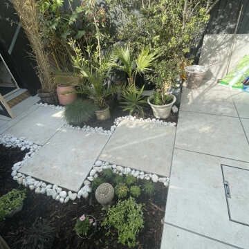 Optimum Bianca Stone Effect 20mm Porcelain Paving Slabs