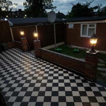 Cava Victorian Black Tiles