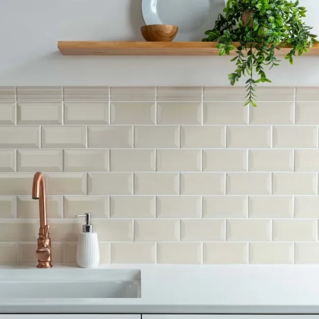 Antique Chamarande Cream Crackle Metro Gloss Tiles